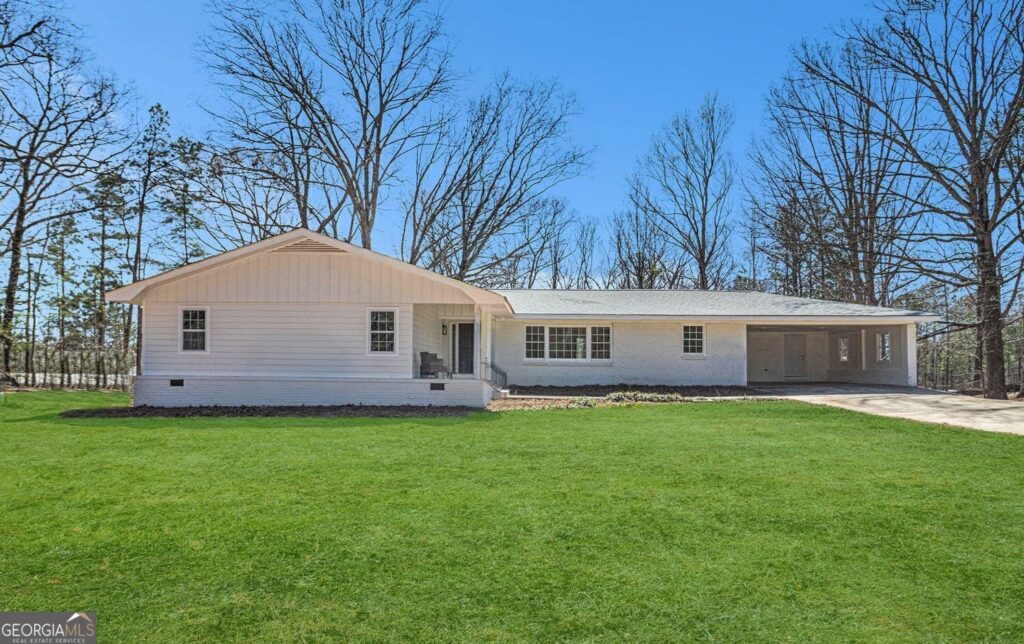 9640 Cedar Grove Road, Fairburn — a home Rayshell sold